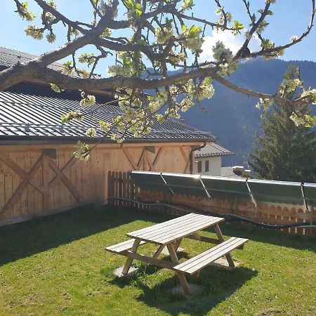 App. Monte Pore - Agriturismo La Majon Colle Santa Lucia Esterno foto
