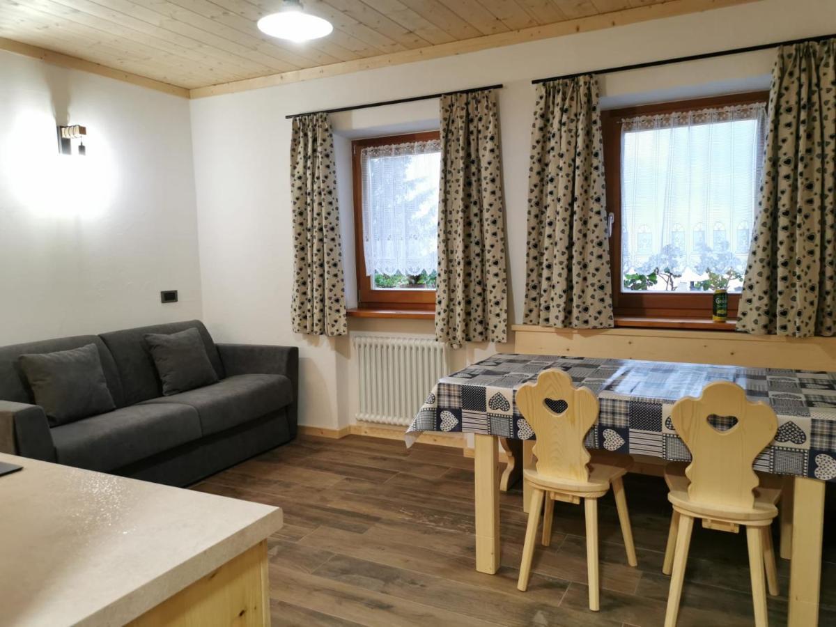 App. Monte Pore - Agriturismo La Majon Colle Santa Lucia Esterno foto