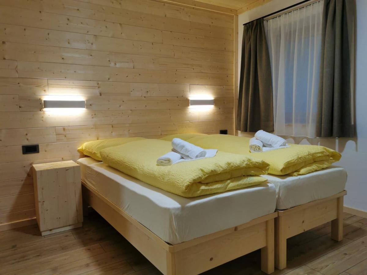App. Monte Pore - Agriturismo La Majon Colle Santa Lucia Esterno foto